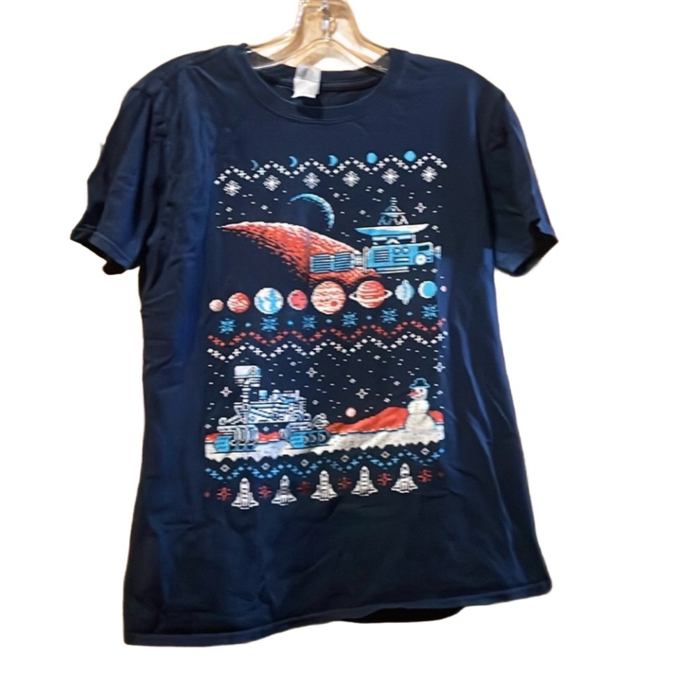 Soft style navy blue Christmas tee shirt size medium